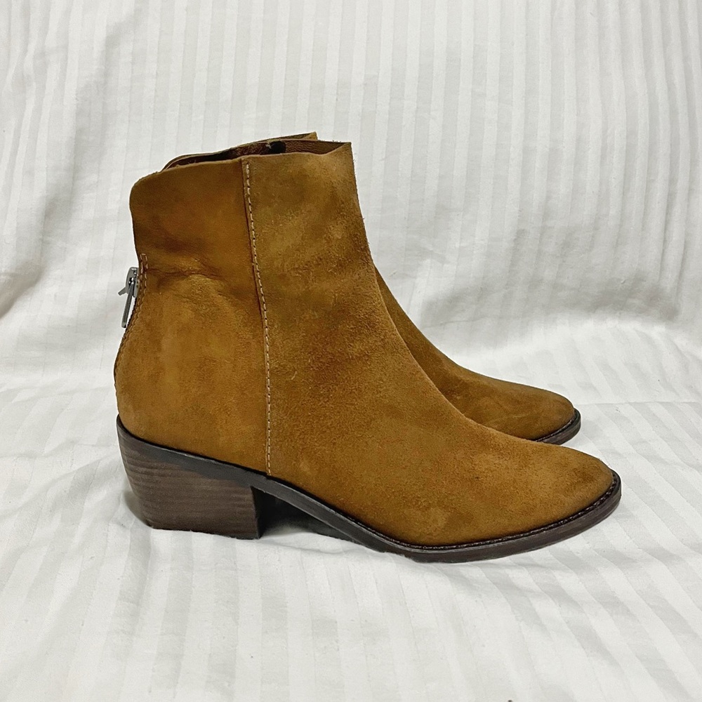 Lucky Brand Kaiya Suede Western Ankle Boot Brown size 6